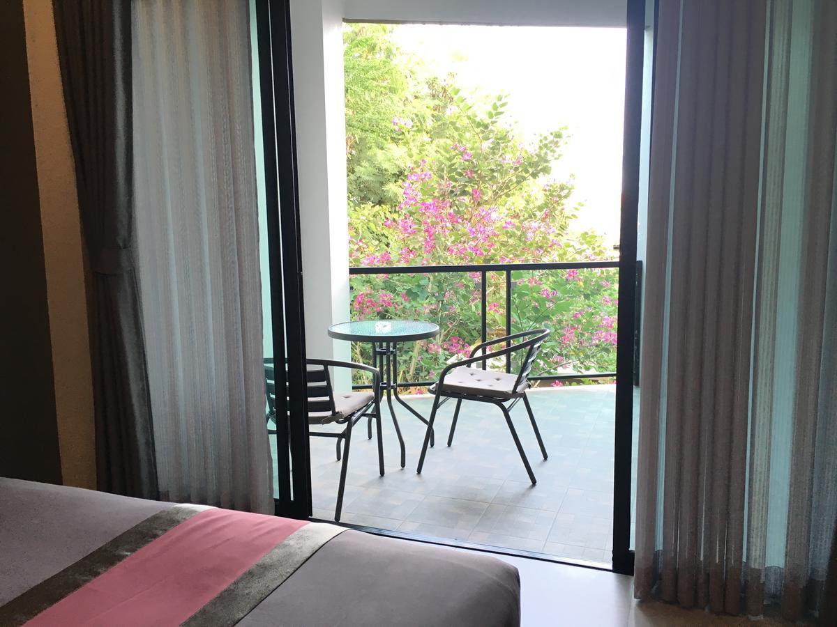 Tandeaw View Hotel Hua Hin Exterior photo