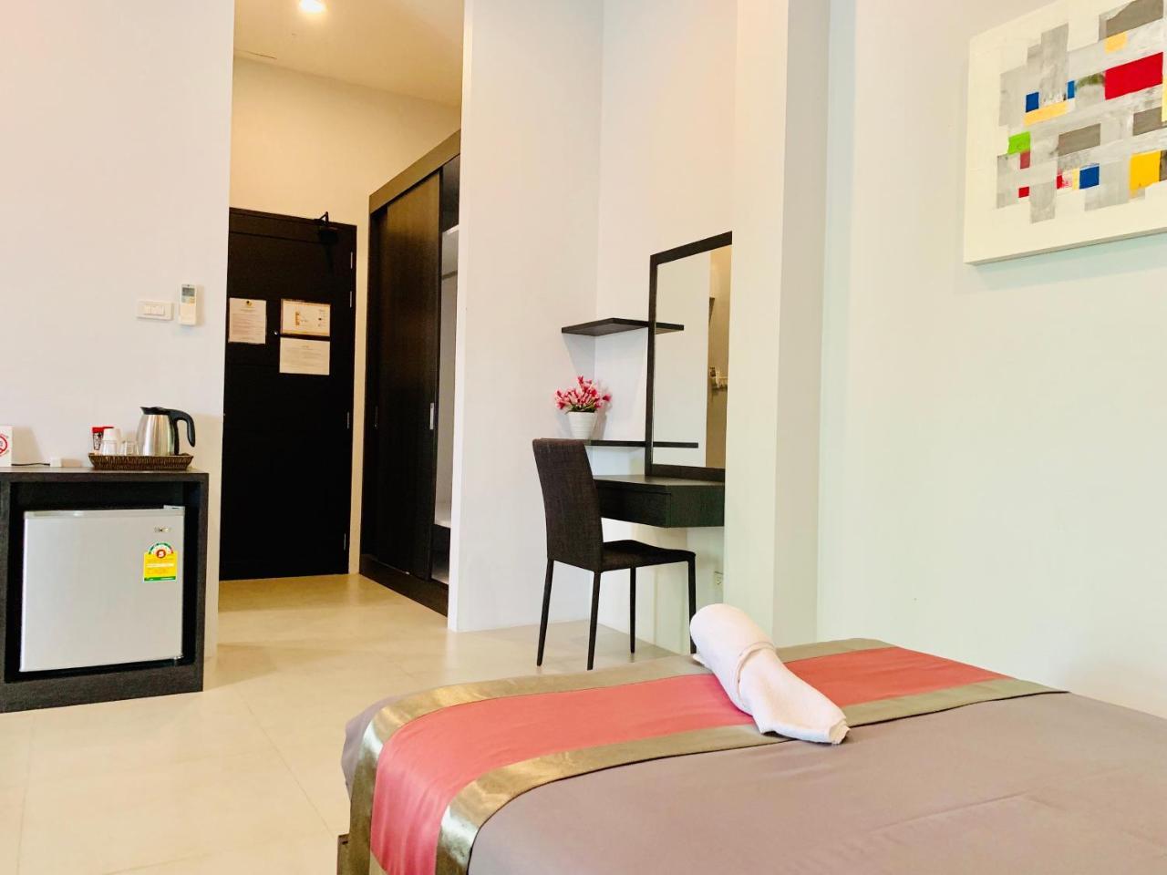 Tandeaw View Hotel Hua Hin Exterior photo