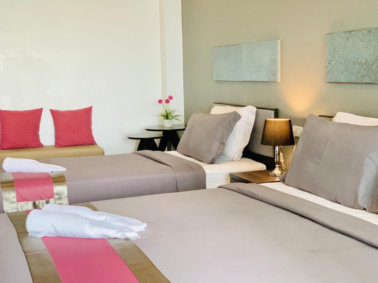 Tandeaw View Hotel Hua Hin Exterior photo